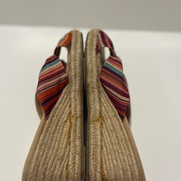 Naturalizer Multicolor Striped Bow Sandals - Picture 7 of 7